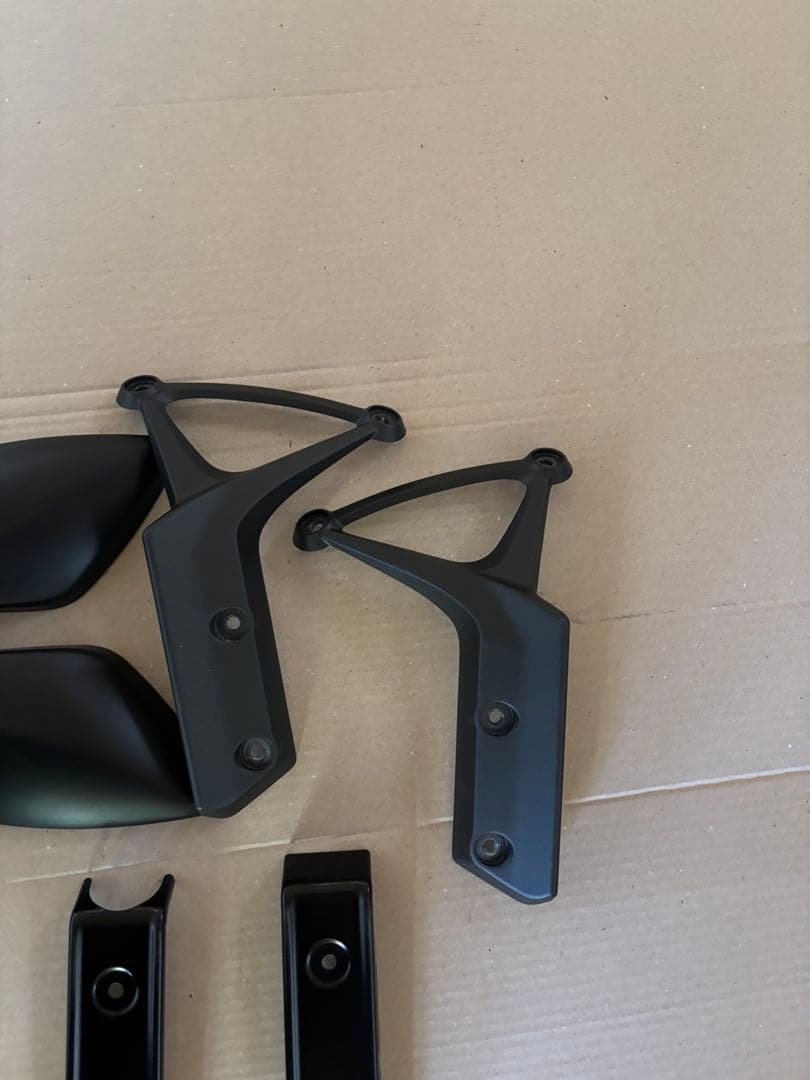 Z900RS 純正　フロントアーム　ラジエターサイドカバー