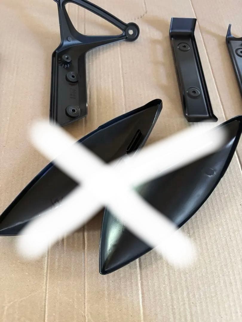 Z900RS 純正　フロントアーム　ラジエターサイドカバー