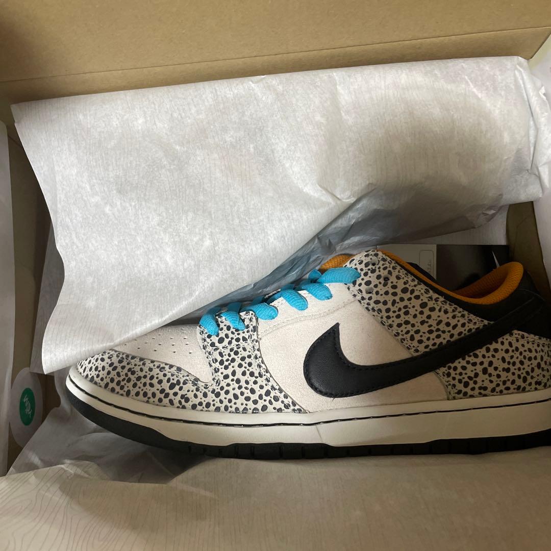 ブラックユウジ NIKE SB ダンク ロー プロ エレクトリック