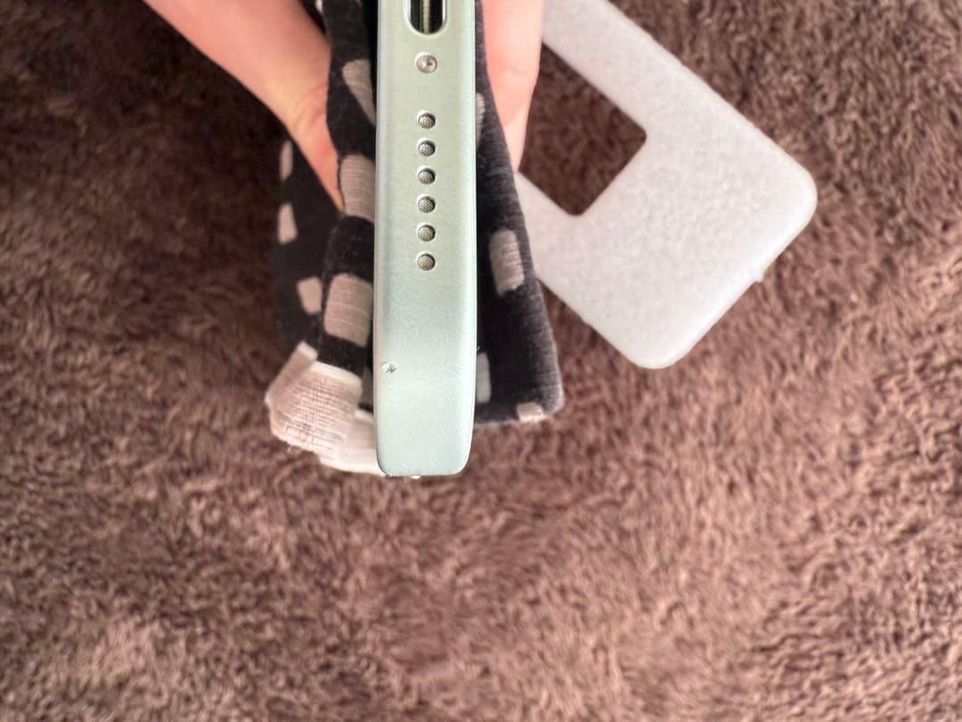 スマートフォン本体 iPhone 15 plus 128GB