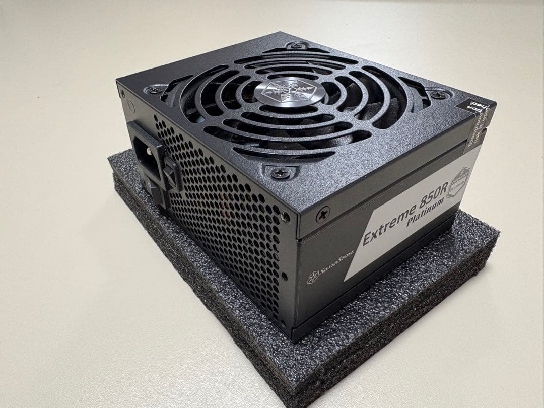 電源ユニット SilverStone Extreme 850R Platinum 850W