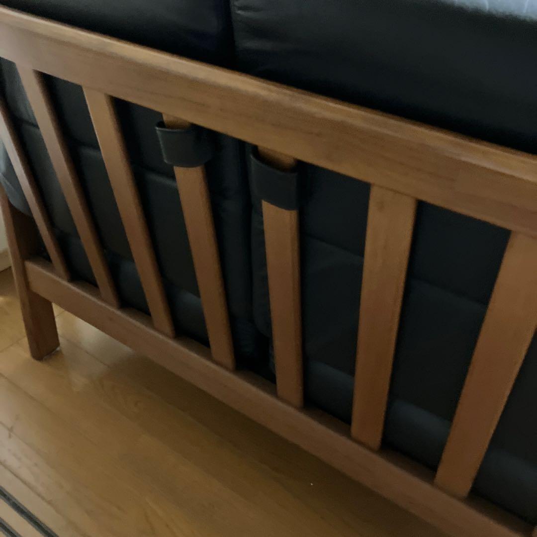 最終大幅値下げ　黒本革レザーソファ 木製フレーム2人掛け