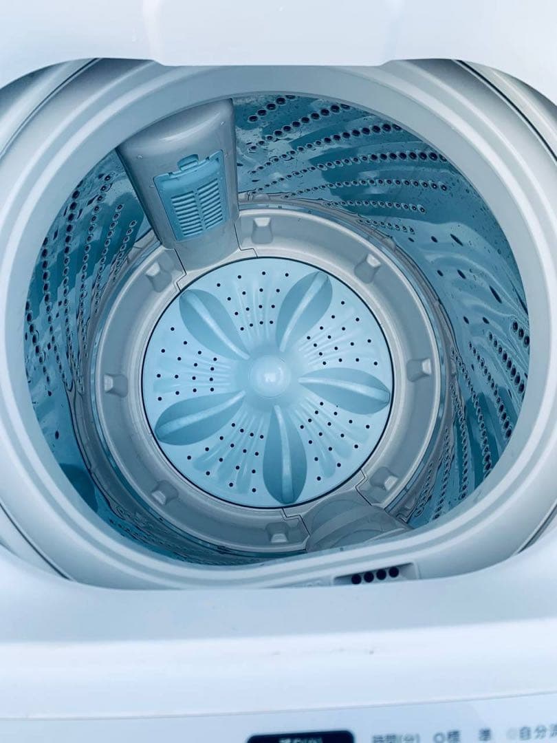 ♦Hisense 全自動電気洗濯機【2022年製】HW-T45D