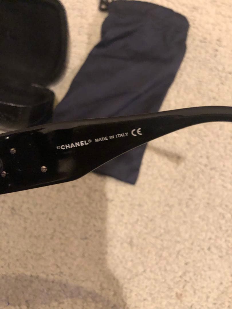 気まぐれセール　CHANEL ブラック サングラス フラワーモチーフ