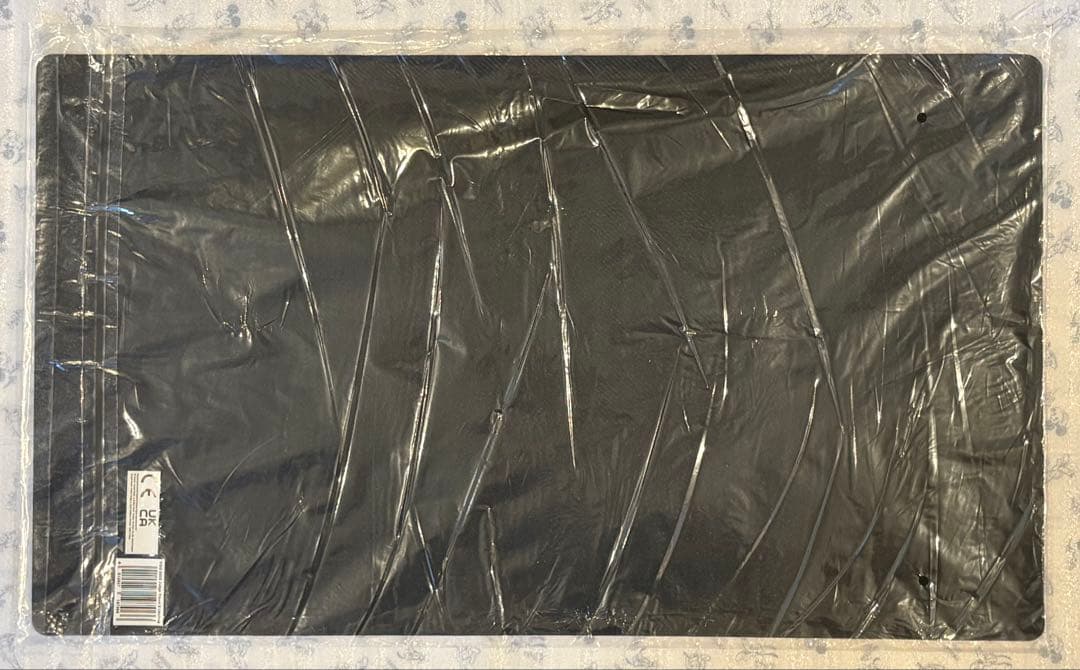 希少 海外限定 紅涙の魔ラクリモーサ judge プレイマット 遊戯王 新品