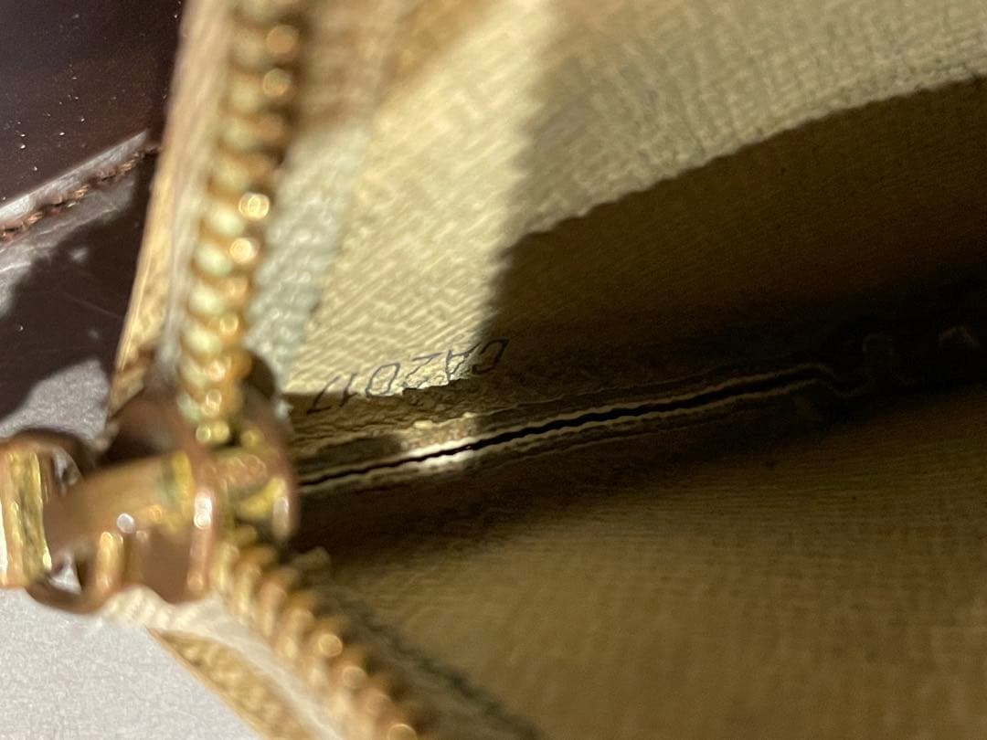 Louis Vuitton ダミエ・グラフィット ケース