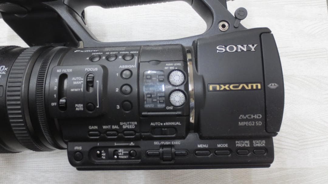 SONY 業務用ビデオカメラ HXR-NX5J 本体