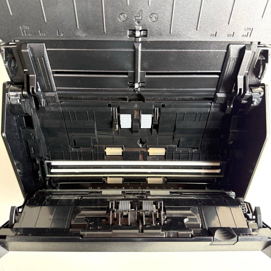 ラ*ー様 PFU ドキュメントスキャナー ScanSnapiX1600【NN12