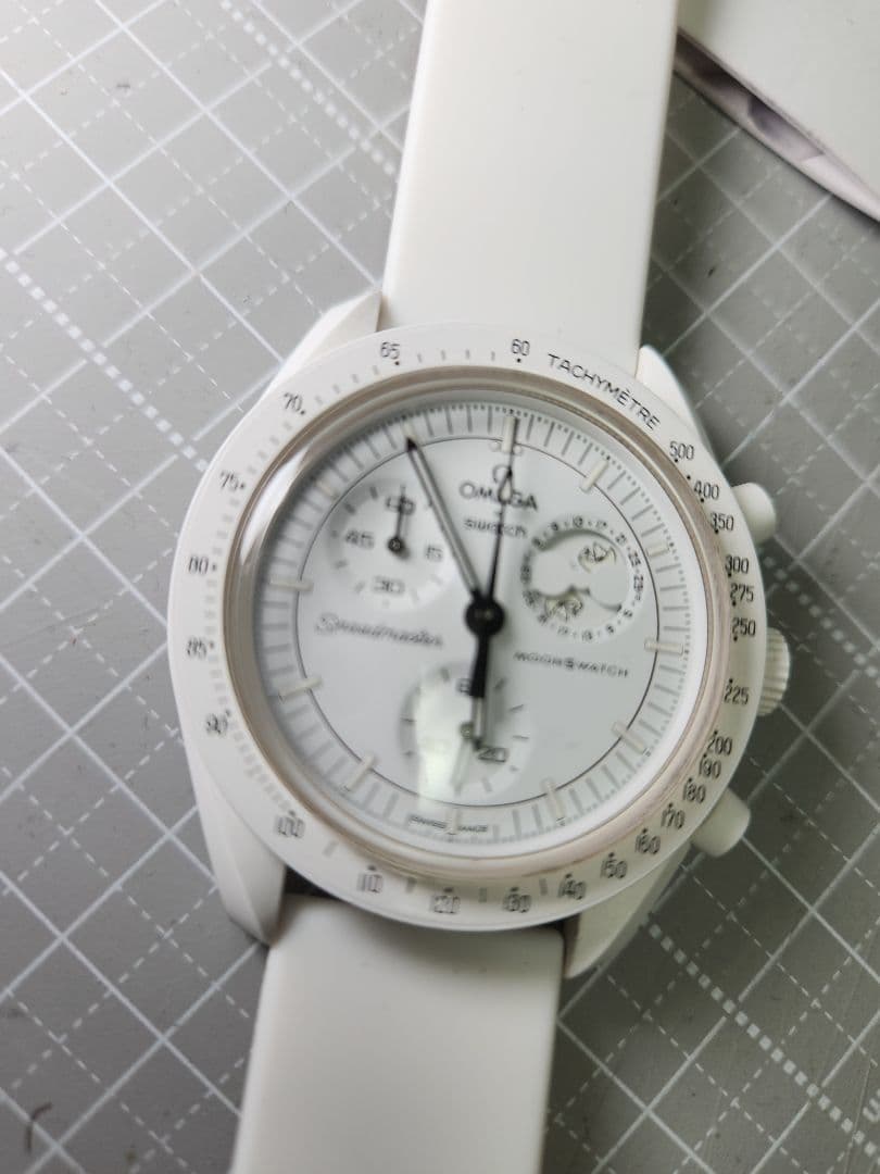 値下げ Omega オメガ スヌーピー Swatch スピードマスター ホワイト