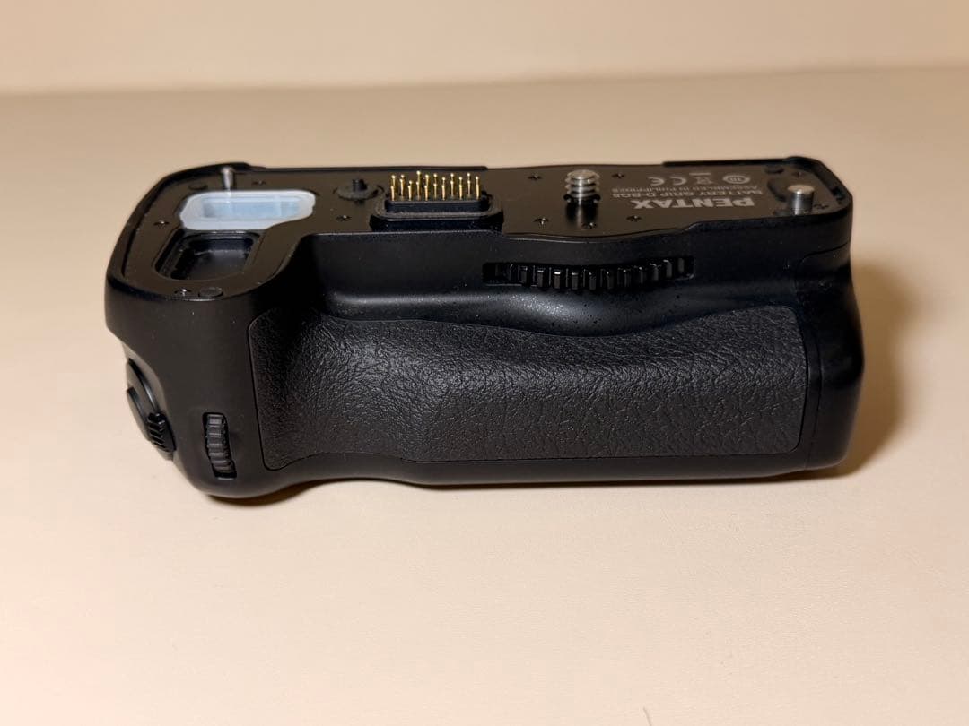 【月末特別セール】 PENTAX K-3 ボディ＋縦位置グリップ