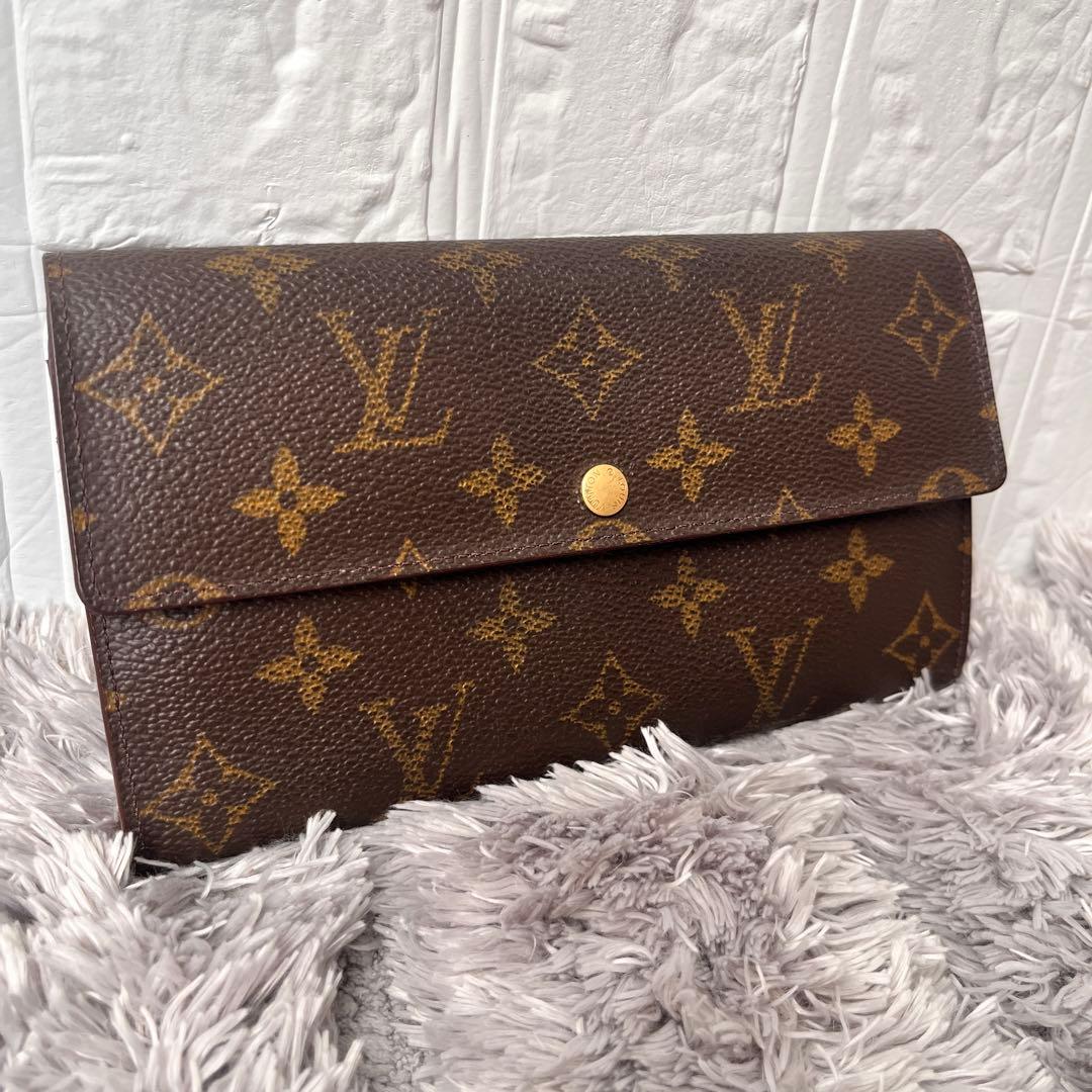 ルイヴィトン　モノグラム　ポルトモネクレディ　長財布　メンズ　レディース