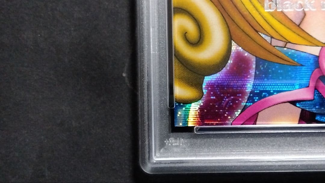 PSA8「DDM ブラックマジシャンガール」ピンクシークレット ダンジョンダイス