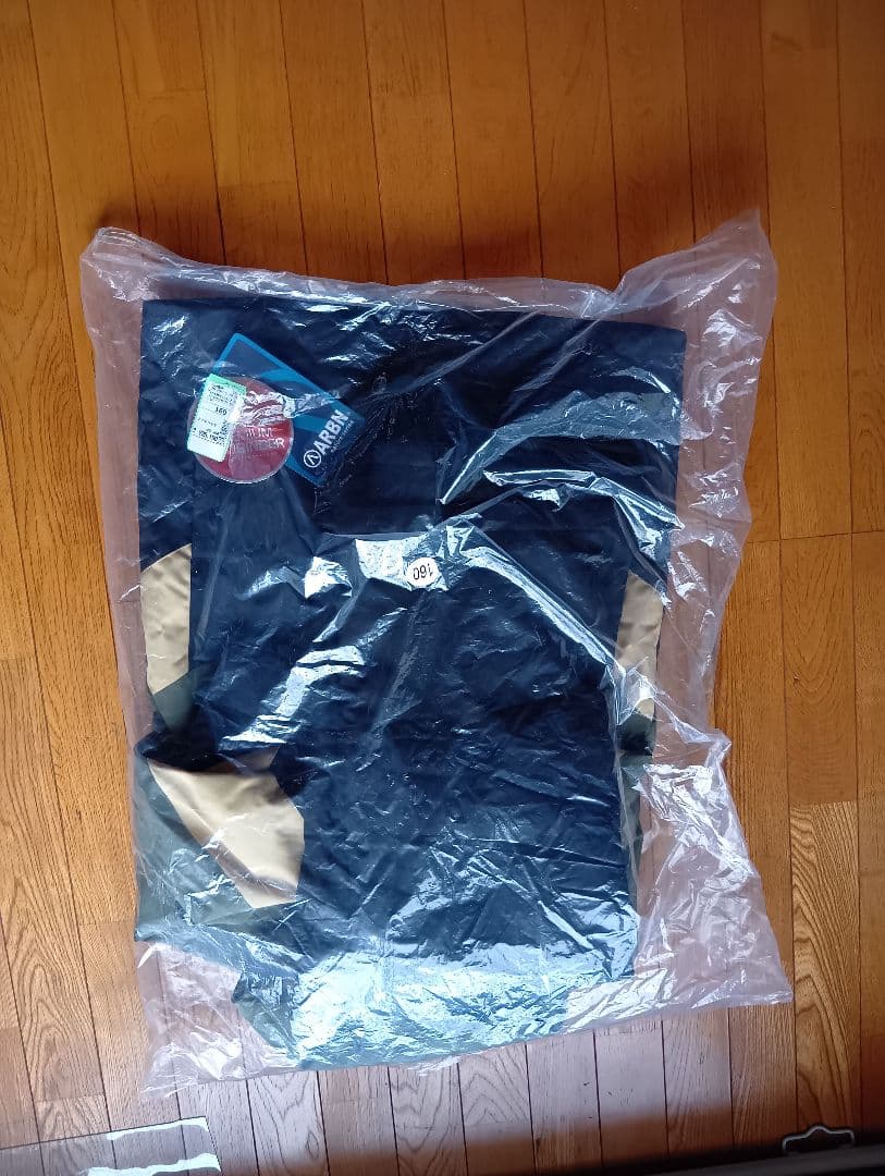 ジュニアスノーボードウェアセットサイズ160（ジャケット・パンツ）