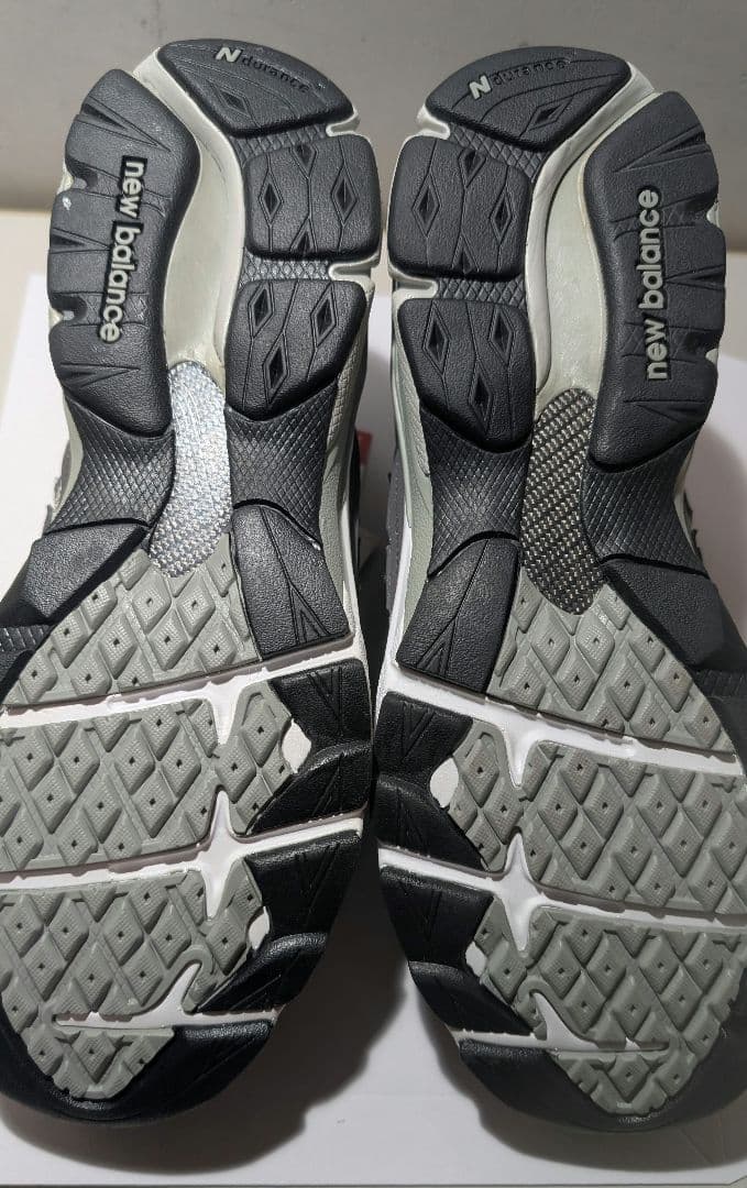 K*X様 【新品】New Balance ニューバランスUK製 M920GNS