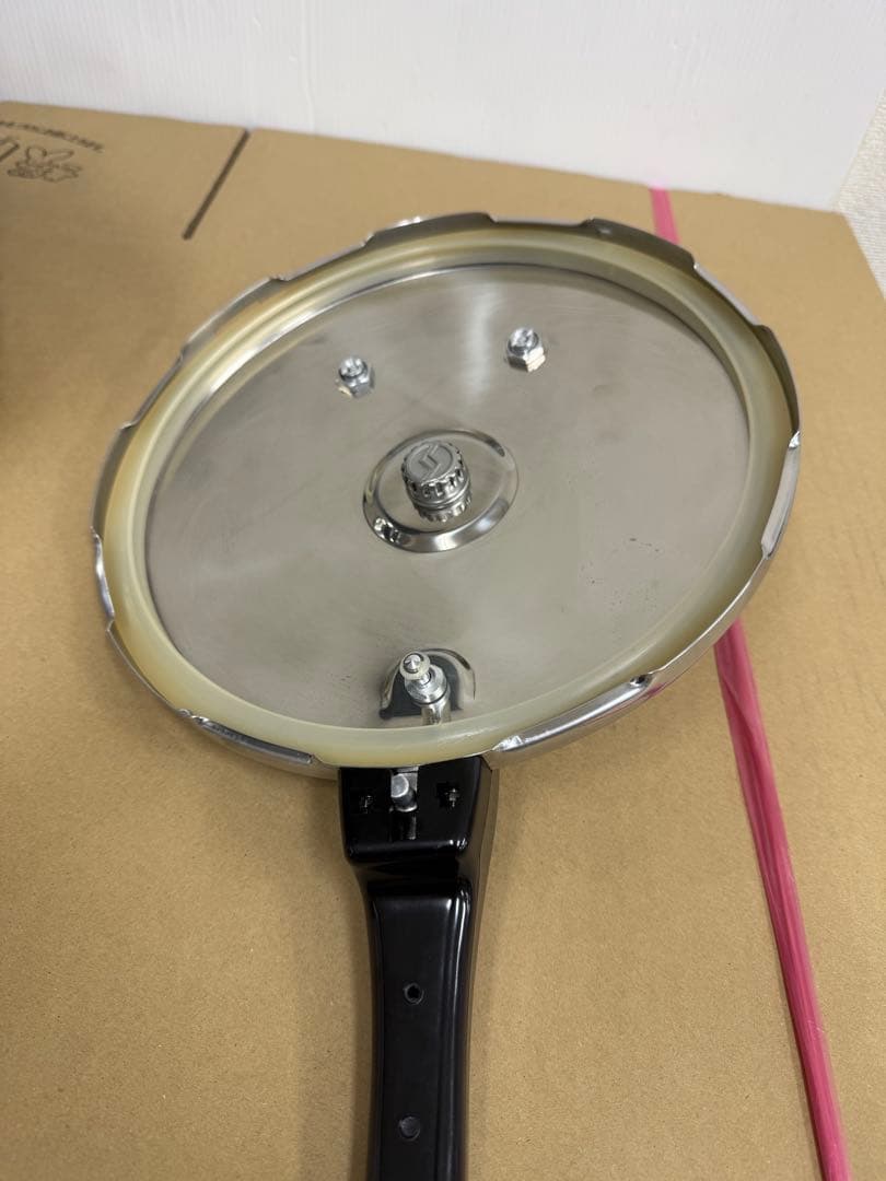 ステンレス製 圧力鍋 大容量 約8L AOYAGI CORPORATION