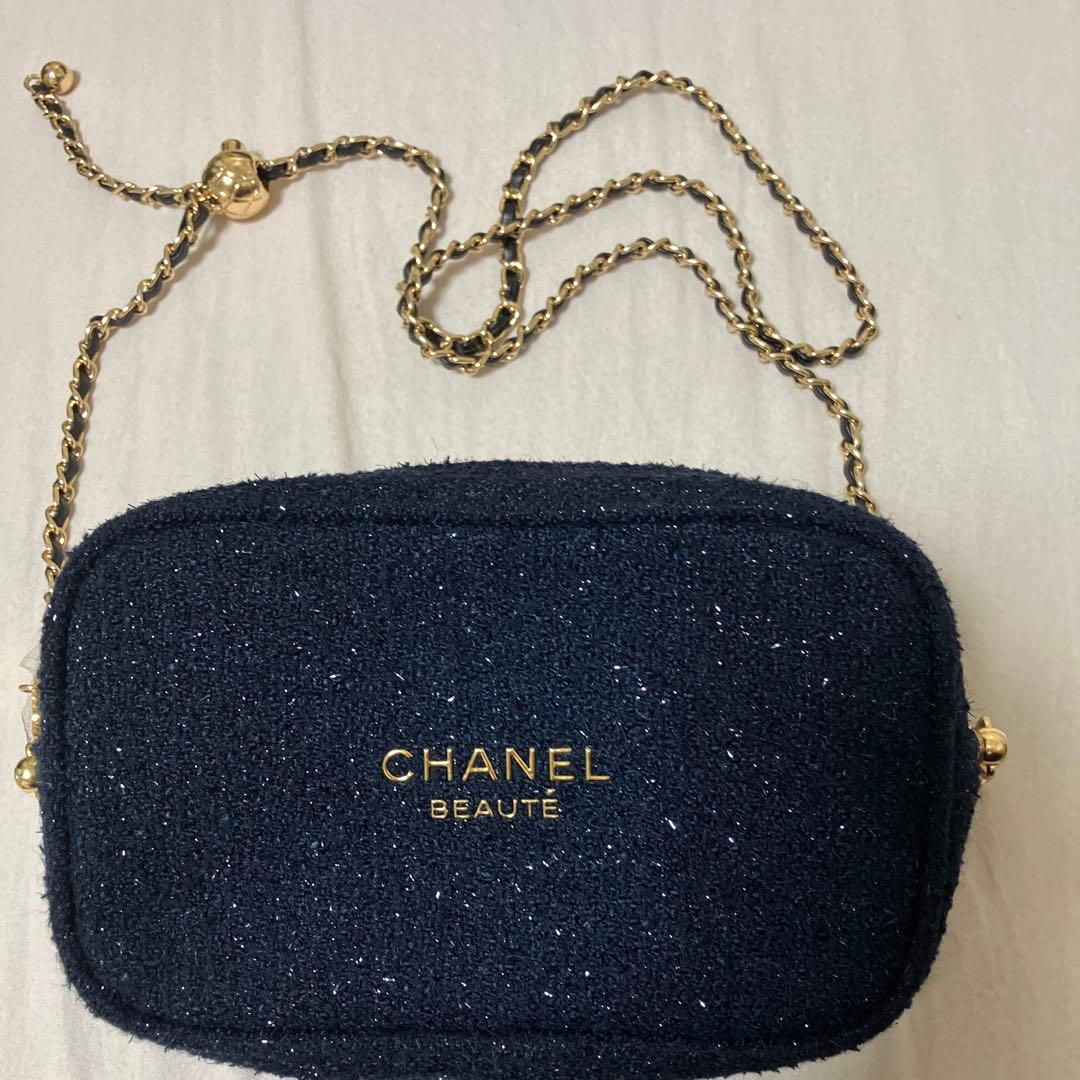 新品！CHANEL BEAUTE ネイビー ポーチ