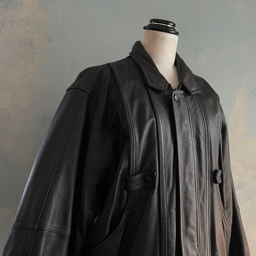 type A-2“Classic“黒“羊革 “短丈“bomber jacket