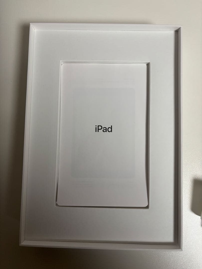 iPad第9世代本体　64GB スペースグレー Wi-Fiモデル　美品