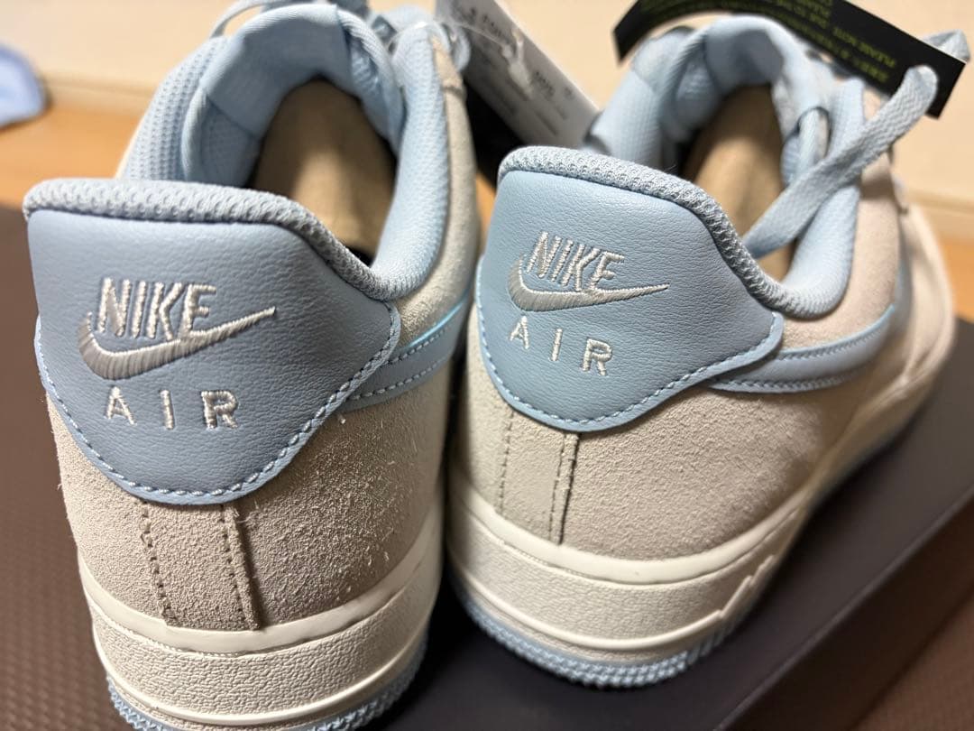 【新品】NIKE AIR FORCE 1 '07 LV8 26.5cm