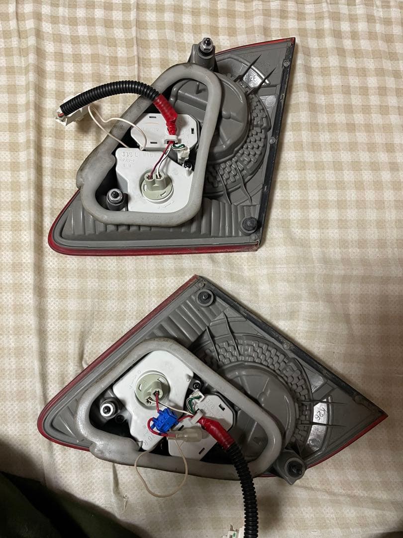 ト*★様 クラウン アスリート GRS180 LED リアテールランプ