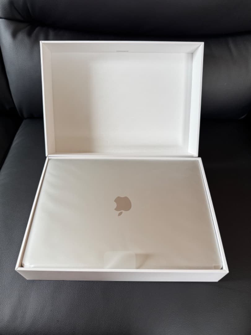 MacBookAirM1 13インチ メモリ16GB 512GB