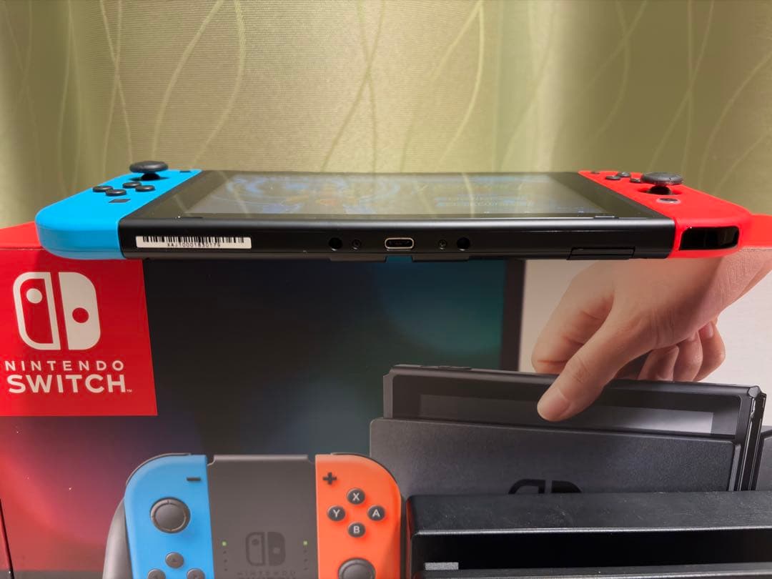 Nintendo Switch 本体 一式　初期型　箱付き赤/青 Joy-Con