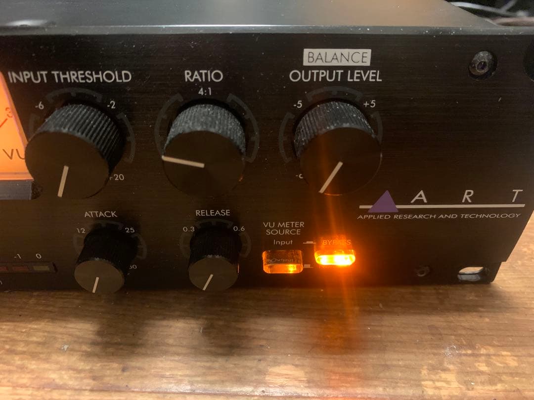 ART Pro VLA II 2CHコンプレッサー 美品 動作良好 ランプ良好