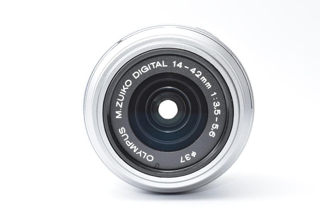 OLYMPUS M.ZUIKO 14-42mm ii R シルバー