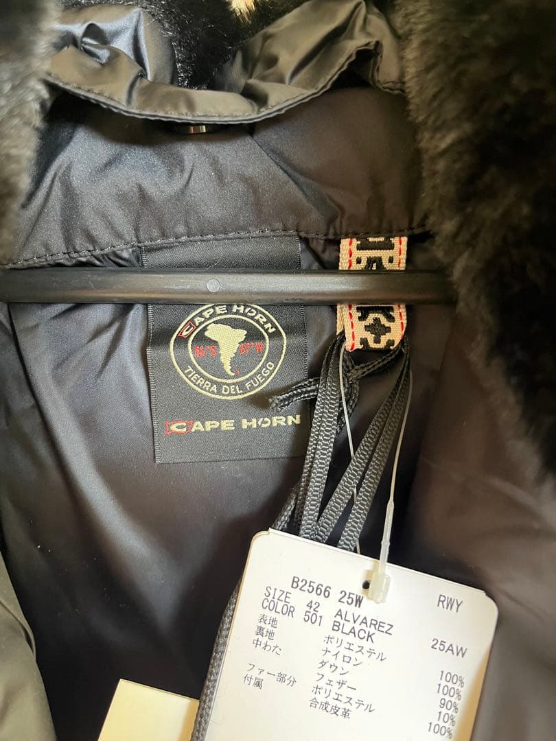 新品タグ付　CAPEHORN ALVAREZ ブラックダウンジャケット　42