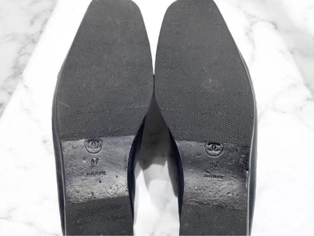 CHANEL ロゴ型押し　ローファー　ガンメタリック 24cm