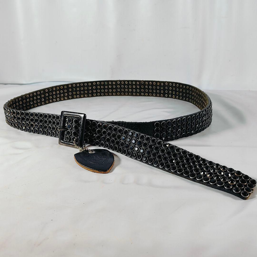 楽一番公式アカウント03　　　　　　　【美品】HTC 黒タグ付 正規品