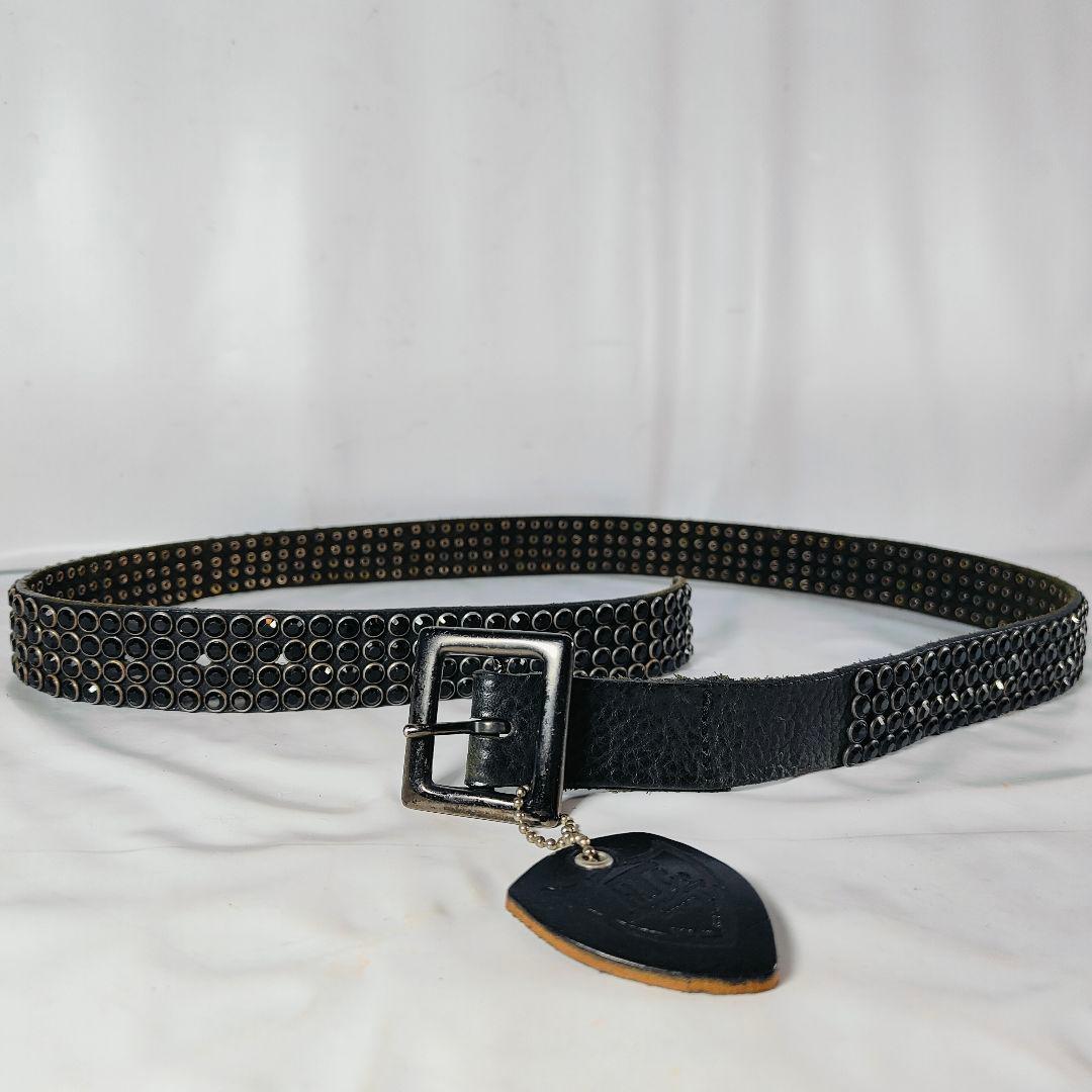 楽一番公式アカウント03　　　　　　　【美品】HTC 黒タグ付 正規品