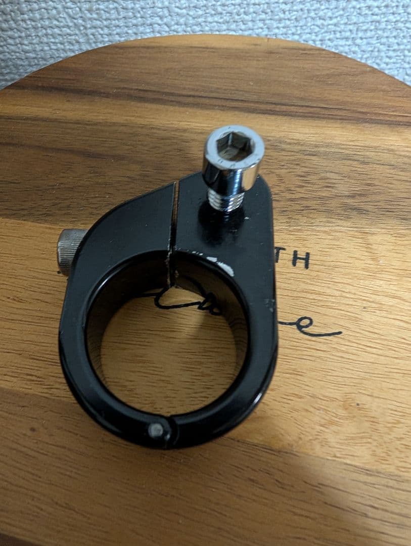 ビルトウェル　メータークランプ　ハーレー