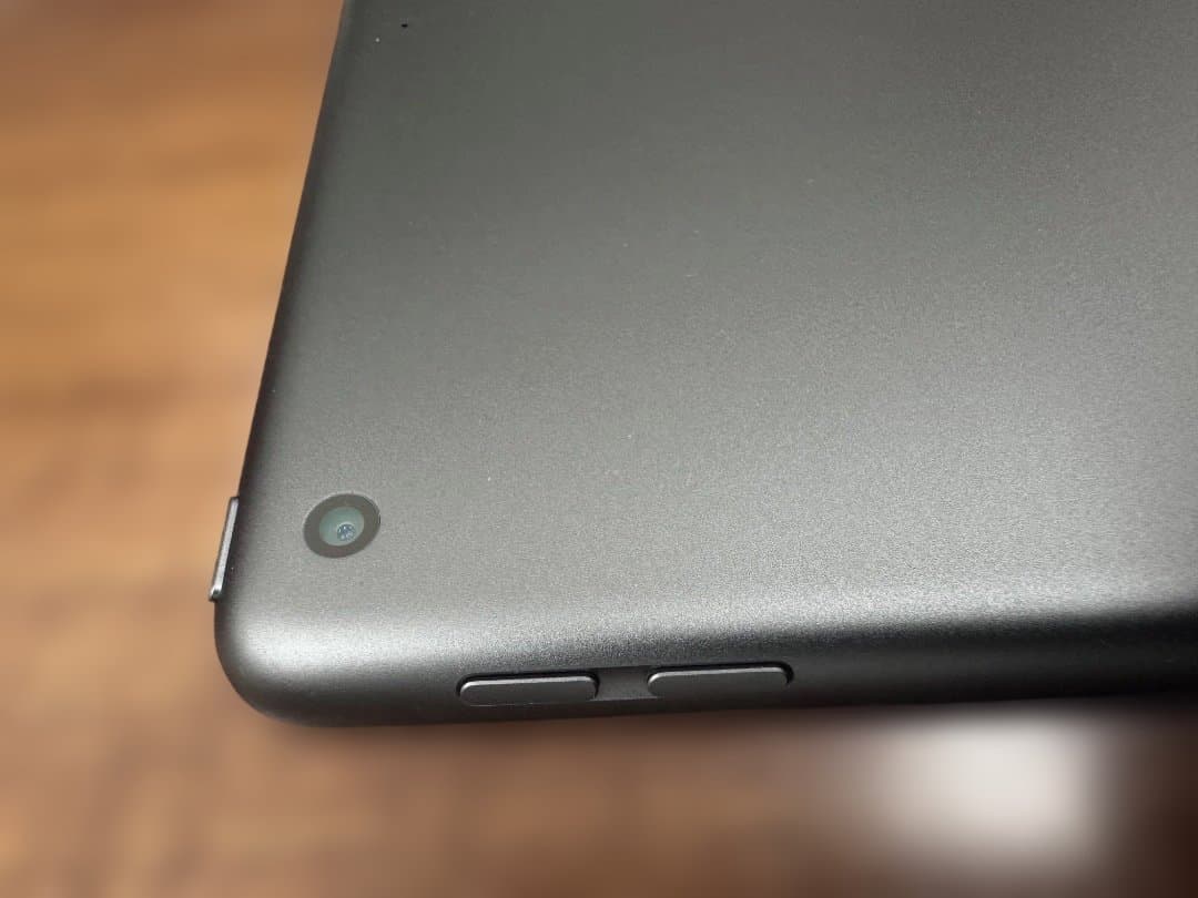 アップルiPad(第9世代)WiFiモデル64GBスペースグレイ★動作順調