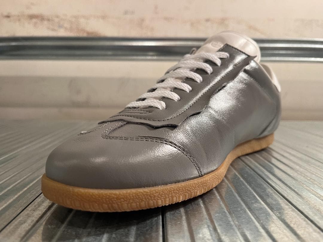 C*F様 未使用☆廃盤カラー／メゾンマルジェラ／レプリカ／フェザーライトスニーカ