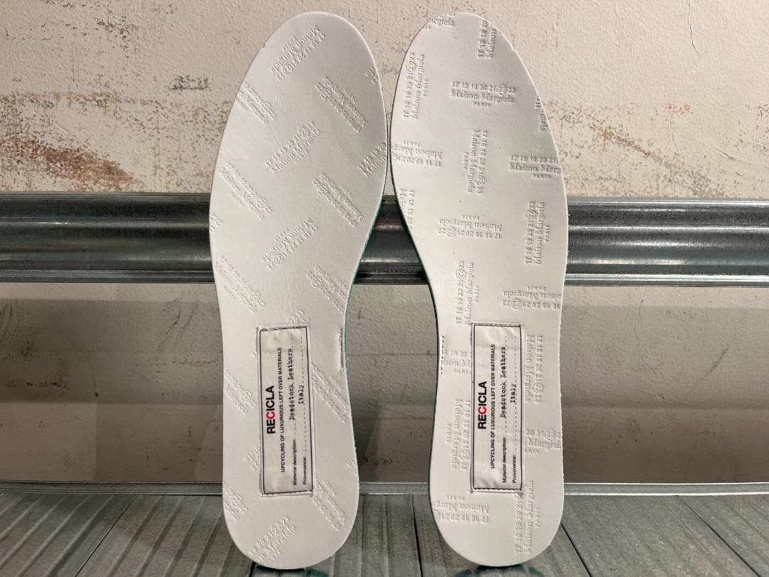 C*F様 未使用☆廃盤カラー／メゾンマルジェラ／レプリカ／フェザーライトスニーカ