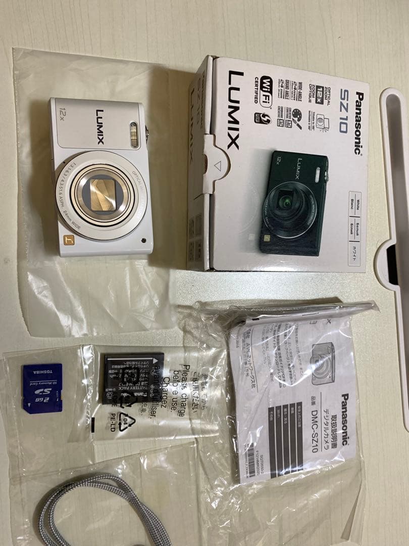 SALE 美品　Panasonic LUMIX DMC-SZ10 デジタルカメラ