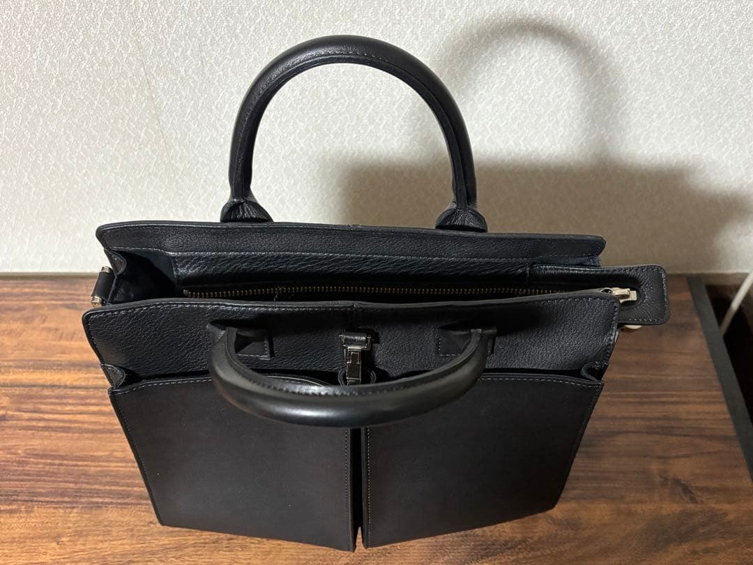 CTHY×Rich I　LEATHER MINI HELMET BAG　アノネイ