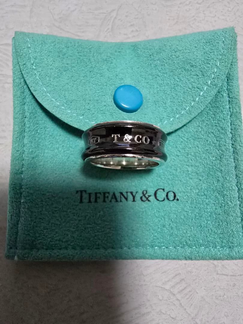 Tiffany & Co. チタンリング　中古。