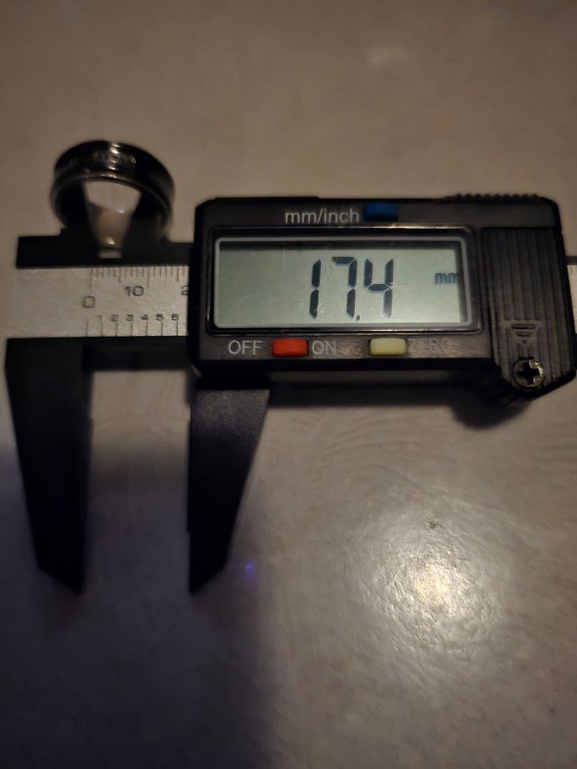 Tiffany & Co. チタンリング　中古。