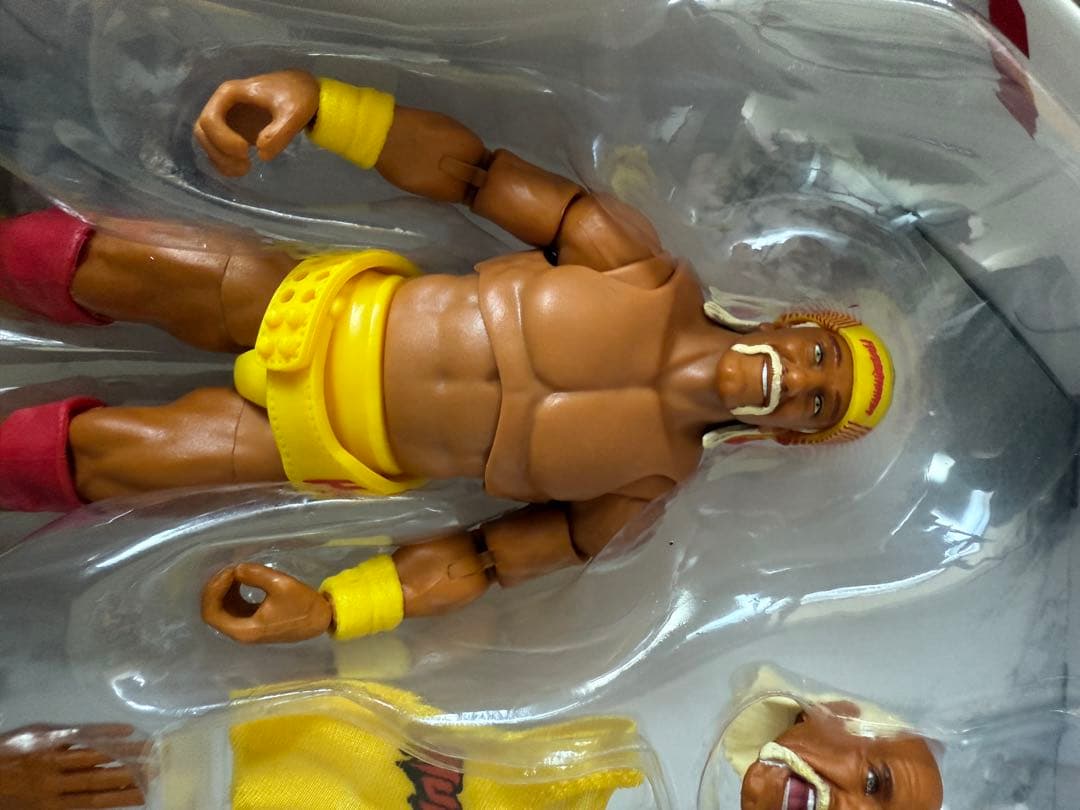 WWE Hulk Hogan Ultimate Edition 8インチ