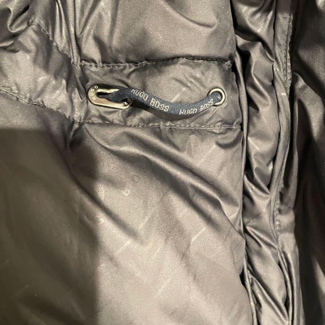 HUGO BOSS 中綿ジャケット　スタンドカラー　メタルプレート　アウター