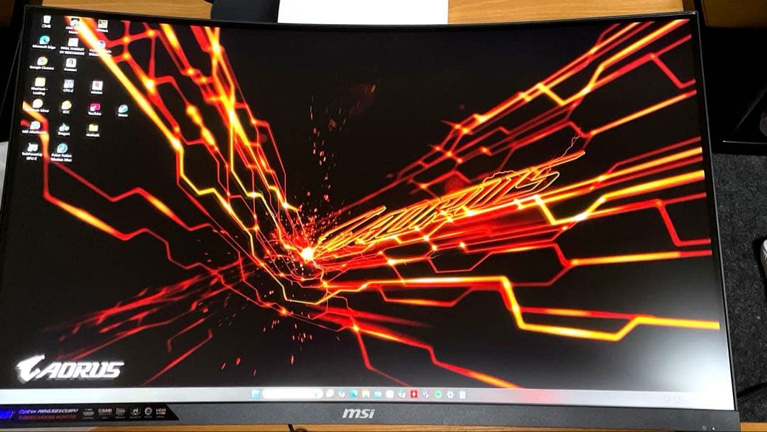 msi optix MAG321CURV 4k湾曲モニター