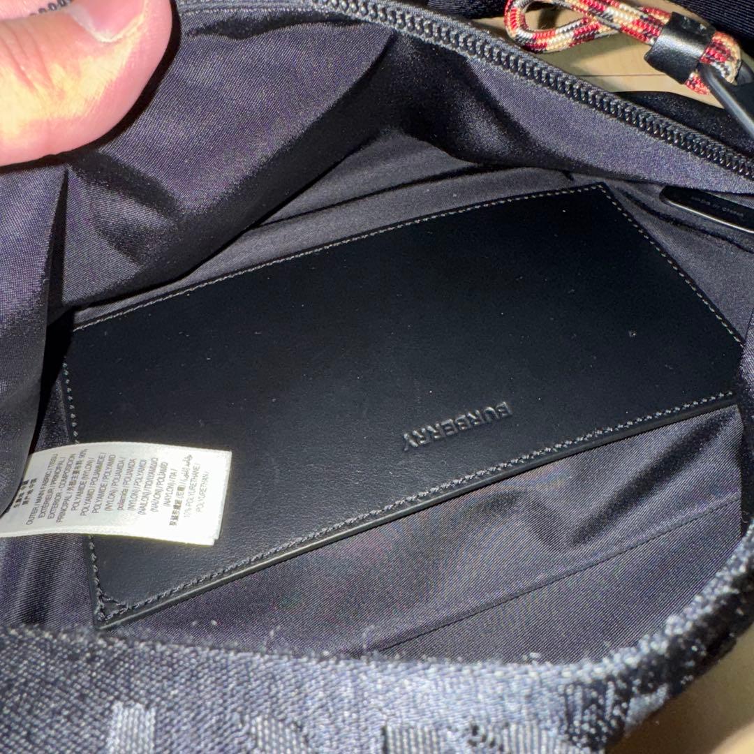 バーバリー ウエストバッグ ブラック