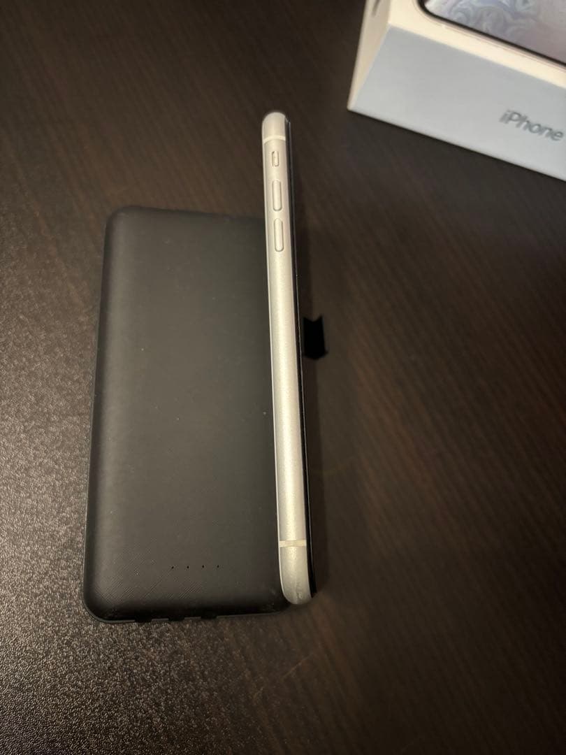 Apple iPhone XR ホワイト 本体と付属品　256GB S