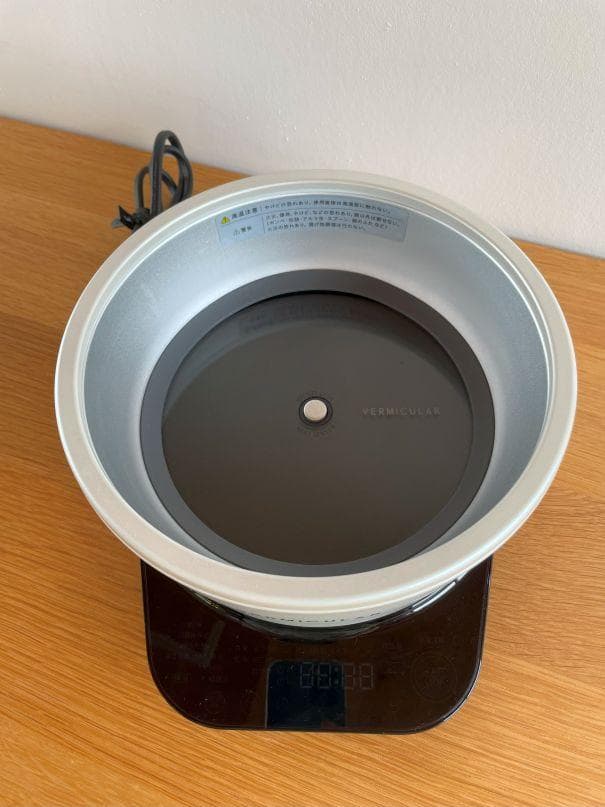 バーミキュラ　ライスポット　ミニ　3合炊き　(ホワイト)