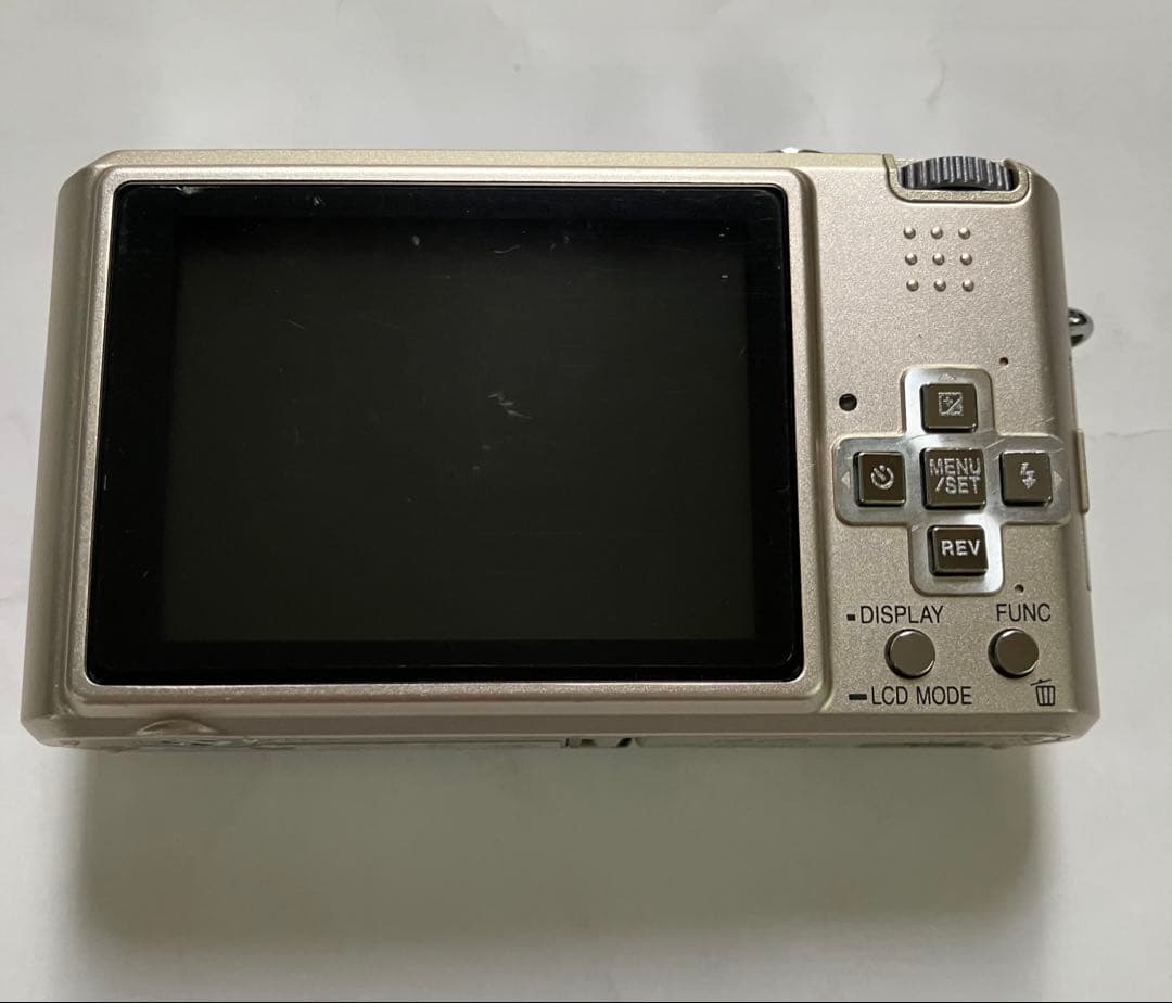 デジタルカメラ Panasonic LUMIX FX DMC-FX100