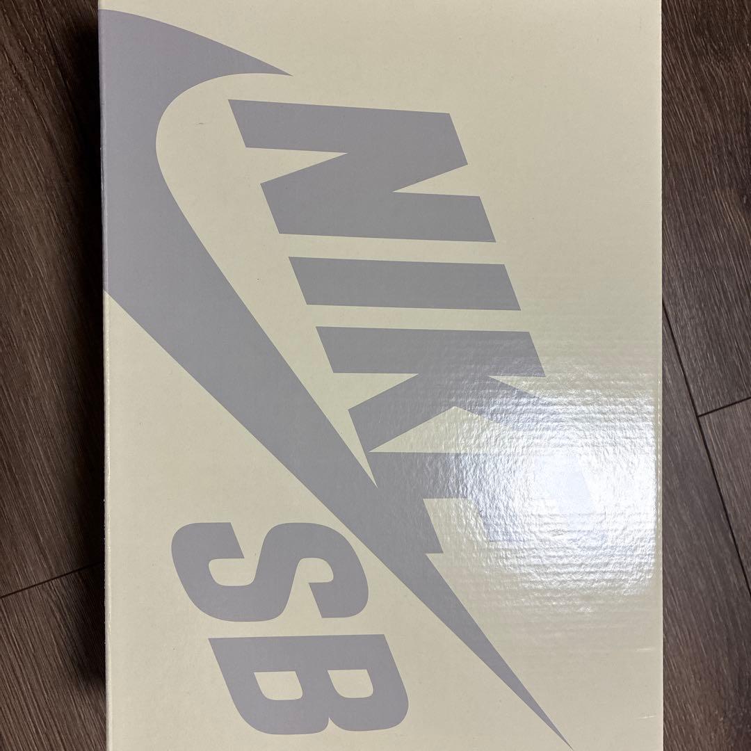 B*k様 ナイキSB LOW プロ x There Skateboard