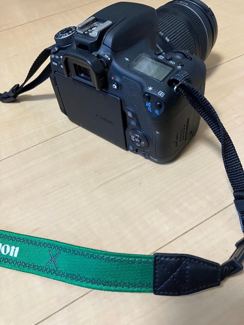 Canon EOS 8000D デジタル一眼レフカメラ 本体