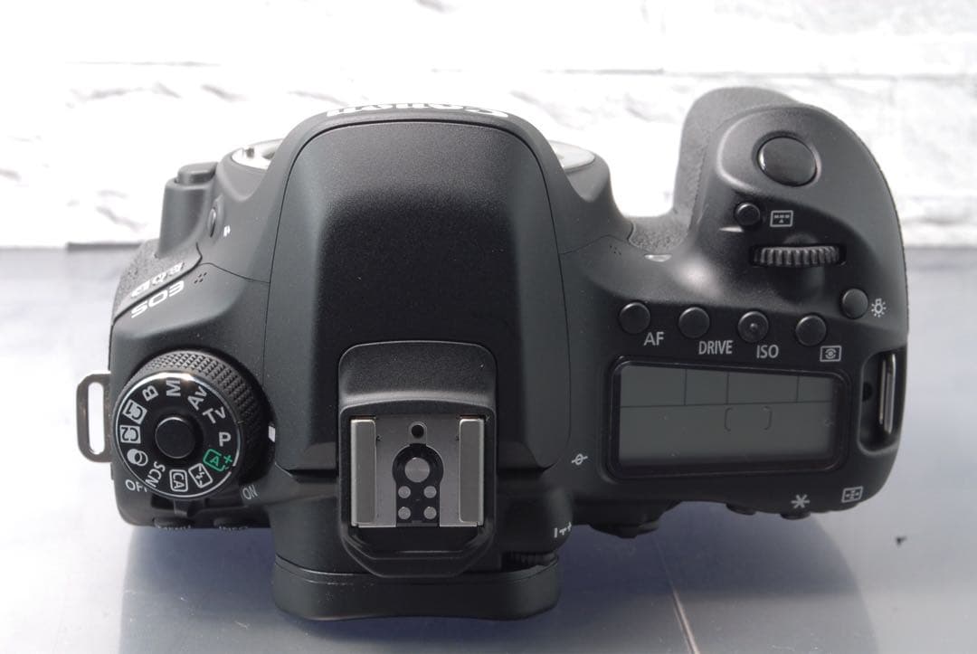 美品 Canon EOS 80D ダブルレンズキット Wi-Fi搭載　スマホ転送